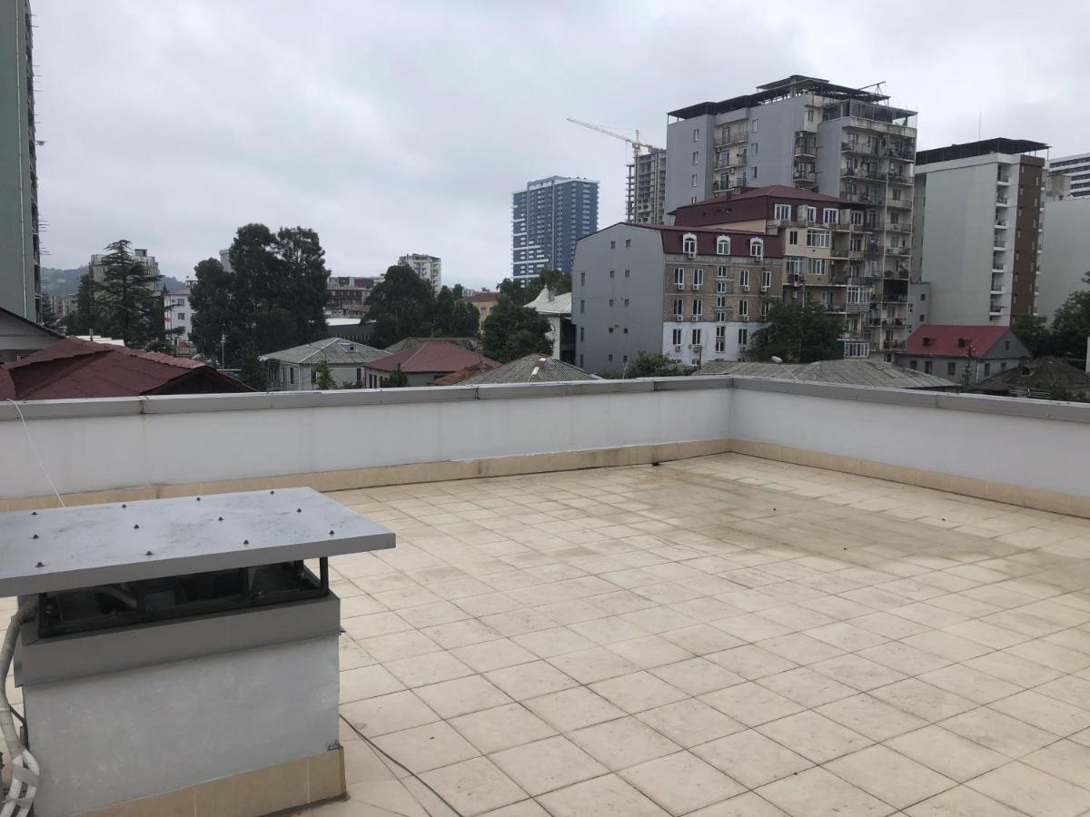 Apartment Merabi Batumi Exterior photo
