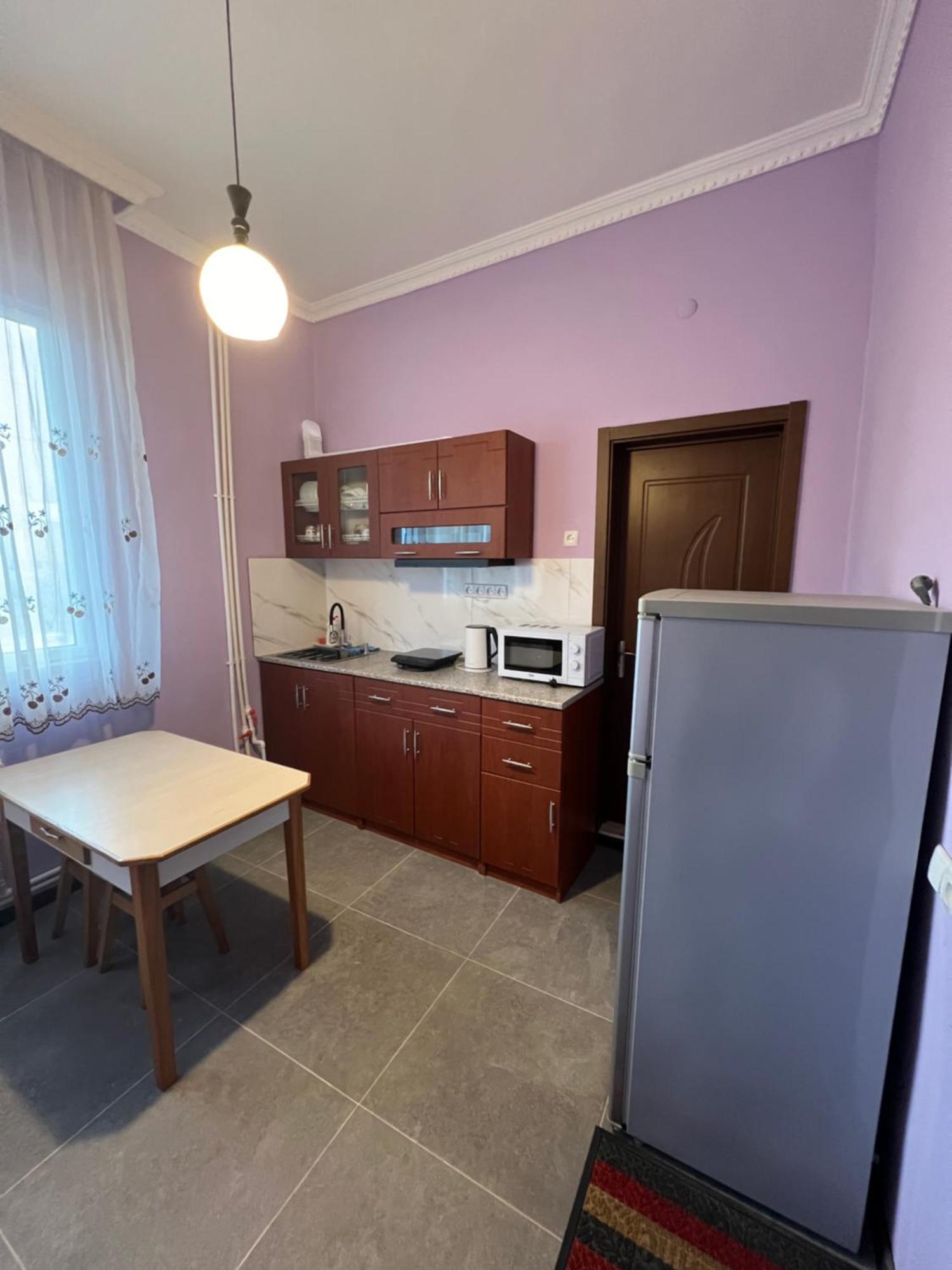 Apartment Merabi Batumi Exterior photo