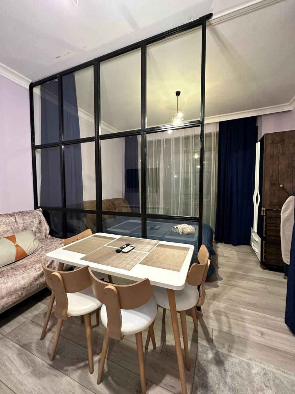 Apartment Merabi Batumi Exterior photo