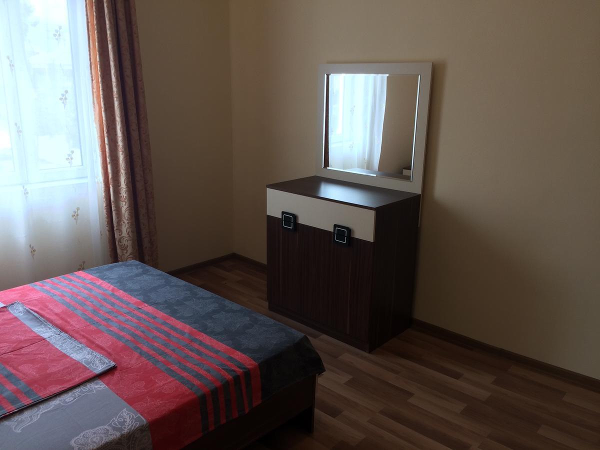 Apartment Merabi Batumi Exterior photo