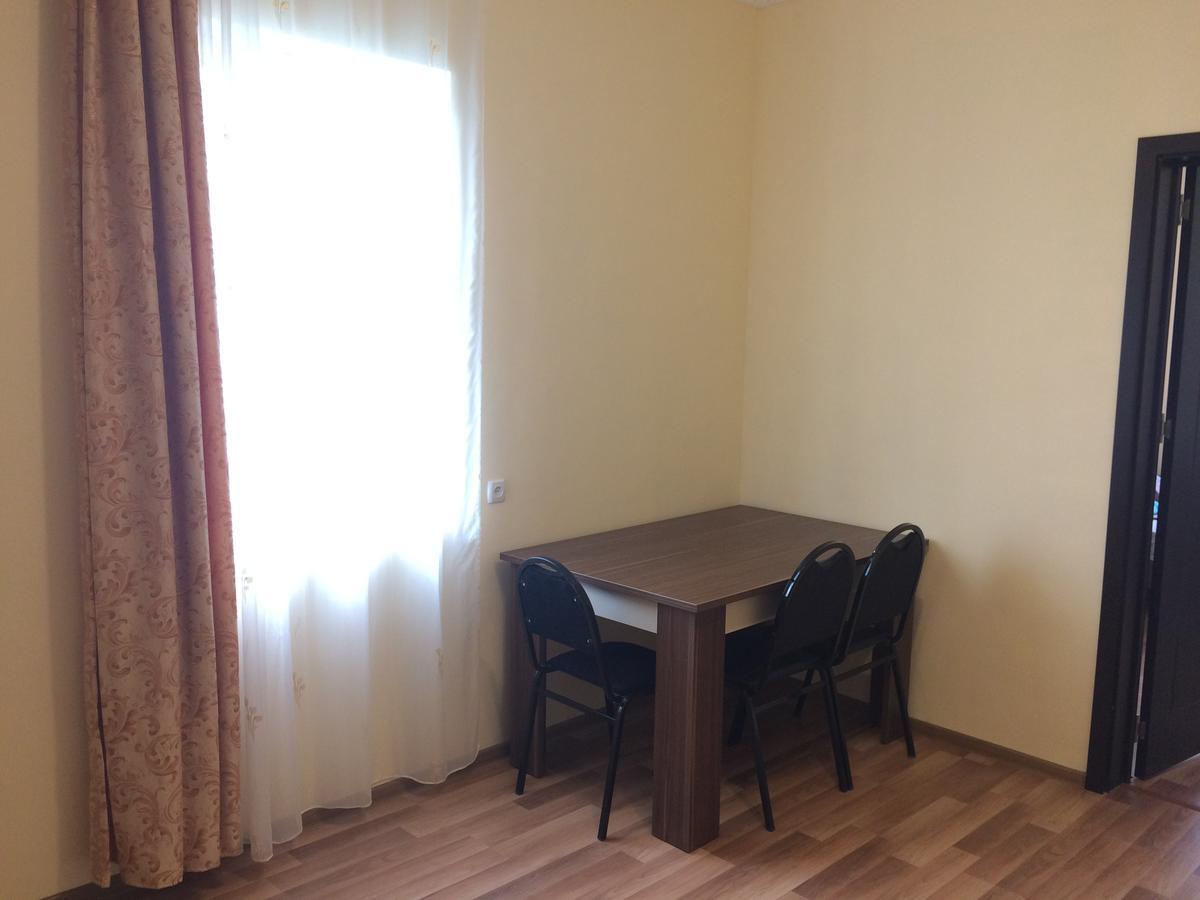 Apartment Merabi Batumi Exterior photo
